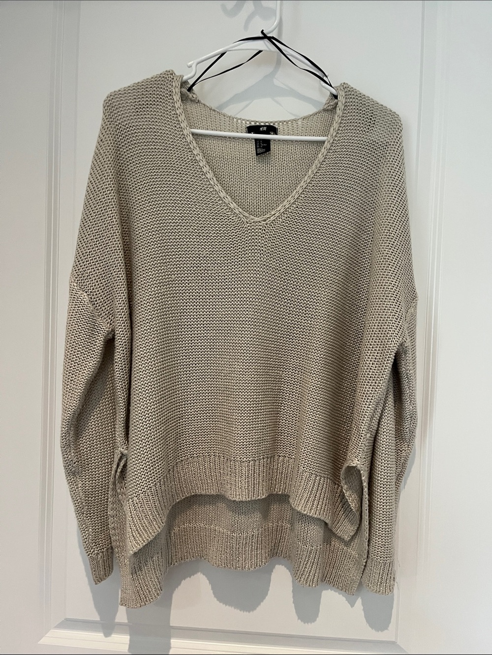 H&M Beige V-Neck Oversized Knit Sweater